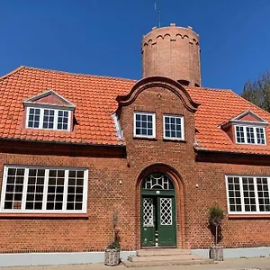 Ferie I -huset Med Den Grønne Dør Skagen