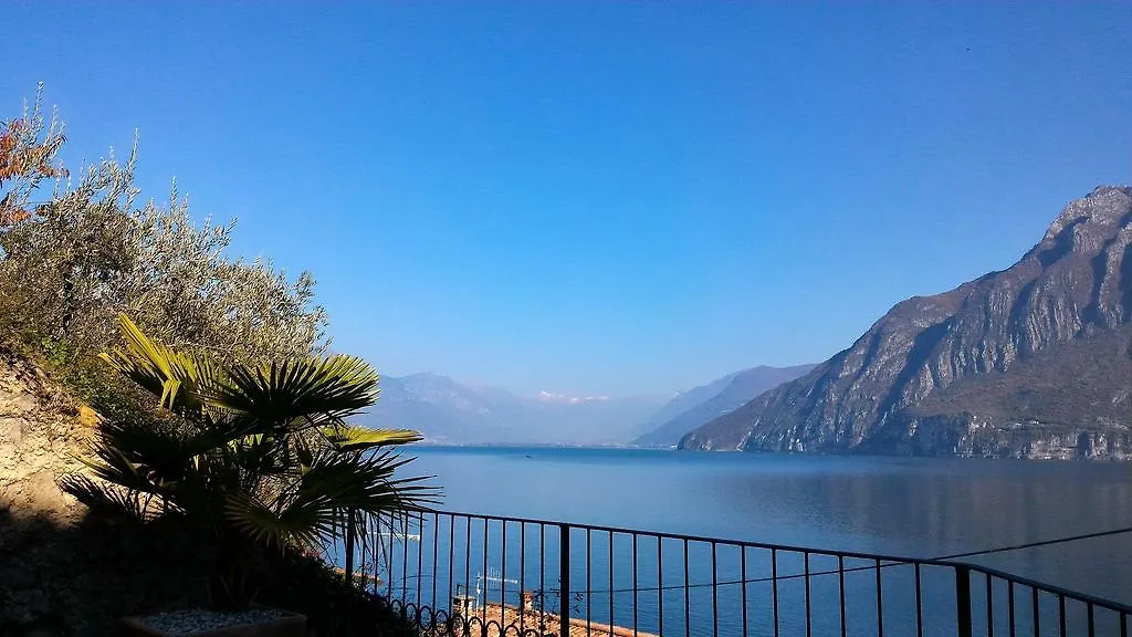 Apartment Studio Zu Riva di Solto Italien